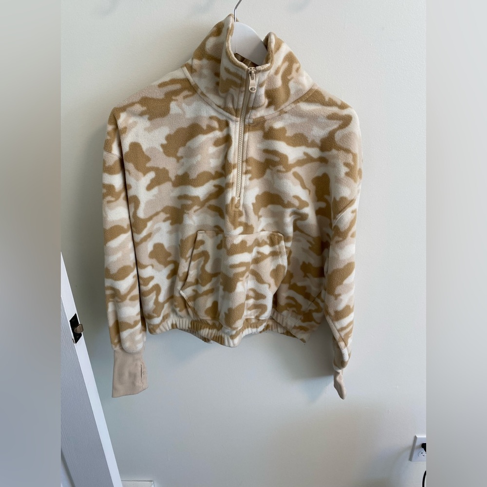 Fleece camp half zip sweater